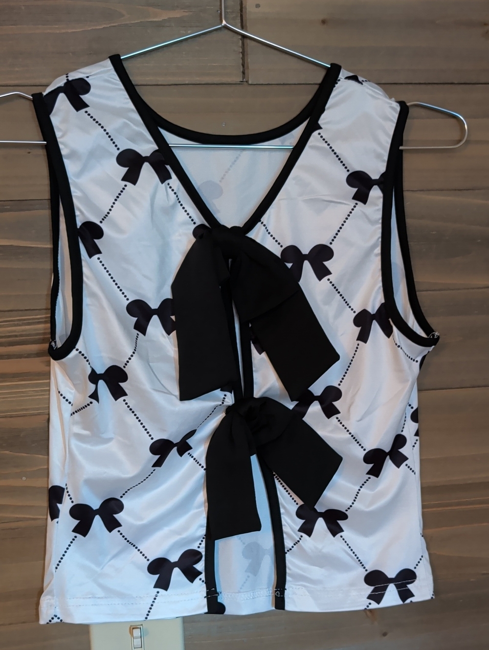 Shein Sleeveless Bow-Accent White & Black Top.  Size S